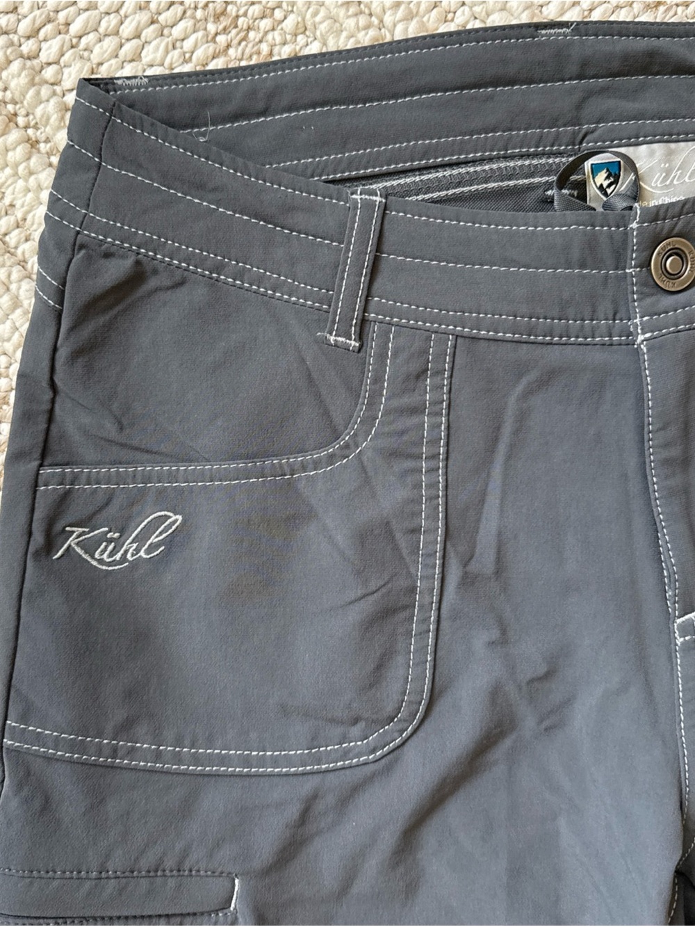 KUHL Women's Size 8 Grey Stretch Roll Up Cuff Hiking Shorts Outdoors Hiking - Picture 3 of 16